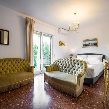 Chapas Playa Typical House. Tatil Evi Marbella